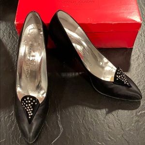 Vintage Charles Jourdan Black satin evening heel